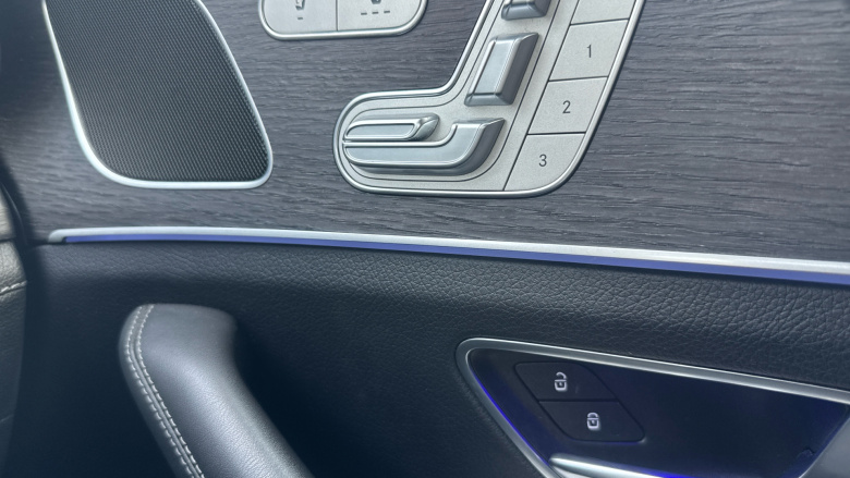 Mercedes-Benz GLE 300d 4Matic AMG Line 5dr 9G-Tronic Diesel Estate